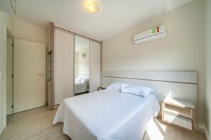 2 bedrooms - 1003 - Residencial Mirela - Apto 201 (Bombinhas)