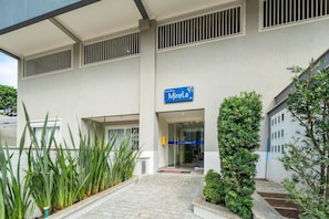 Exterior detail - 1003 - Residencial Mirela - Apto 201 (Bombinhas)