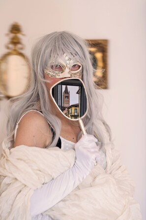 3 chambres, bureau, fer et planche à repasser, lit parapluie