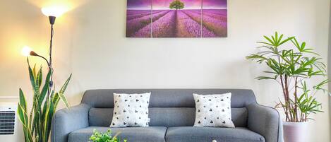 Smart TV, video games