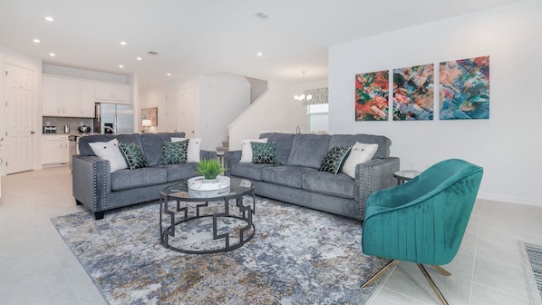 Living area - 8989 Amelia Downs Trail (Kissimmee)