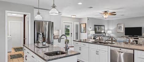 House, Multiple Beds, Pool Access (BHB598) | Private kitchen | Fridge, microwave, stovetop, dishwasher