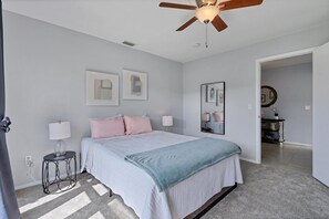Casa, várias camas, acesso à piscina, vista para a piscina (COD917) | 3 quartos, individualmente decorados, individualmente mobiliados