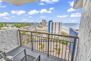 Property grounds - Ocean View 1BR Condo (Myrtle Beach)
