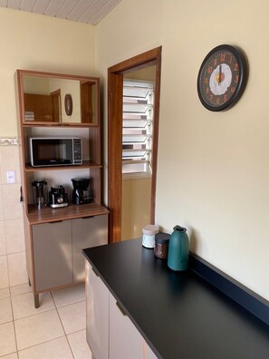 Basic Apartment | Private kitchen - Residencial Karine Apto 102 (Joinville)