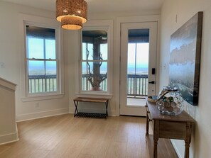 Interior - Coastal retreat with sweeping beach views (Matagorda)