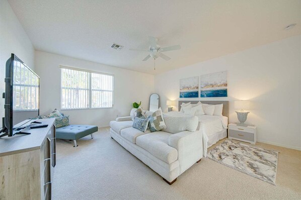 5 bedrooms, iron/ironing board, free WiFi, bed sheets
