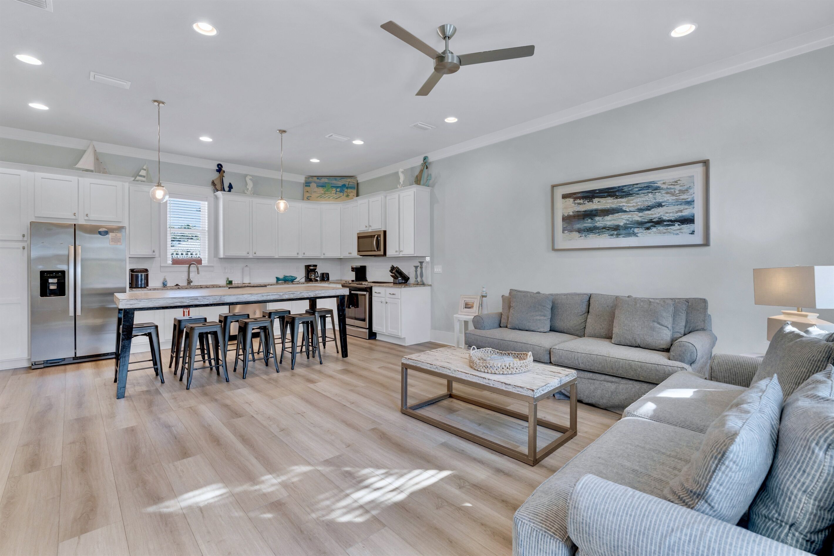 Smart TV, video games, stereo