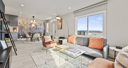 City Views | Top Floor | 700+Mbps Wifi