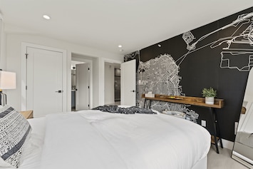 San Francisco Wall Bedroom