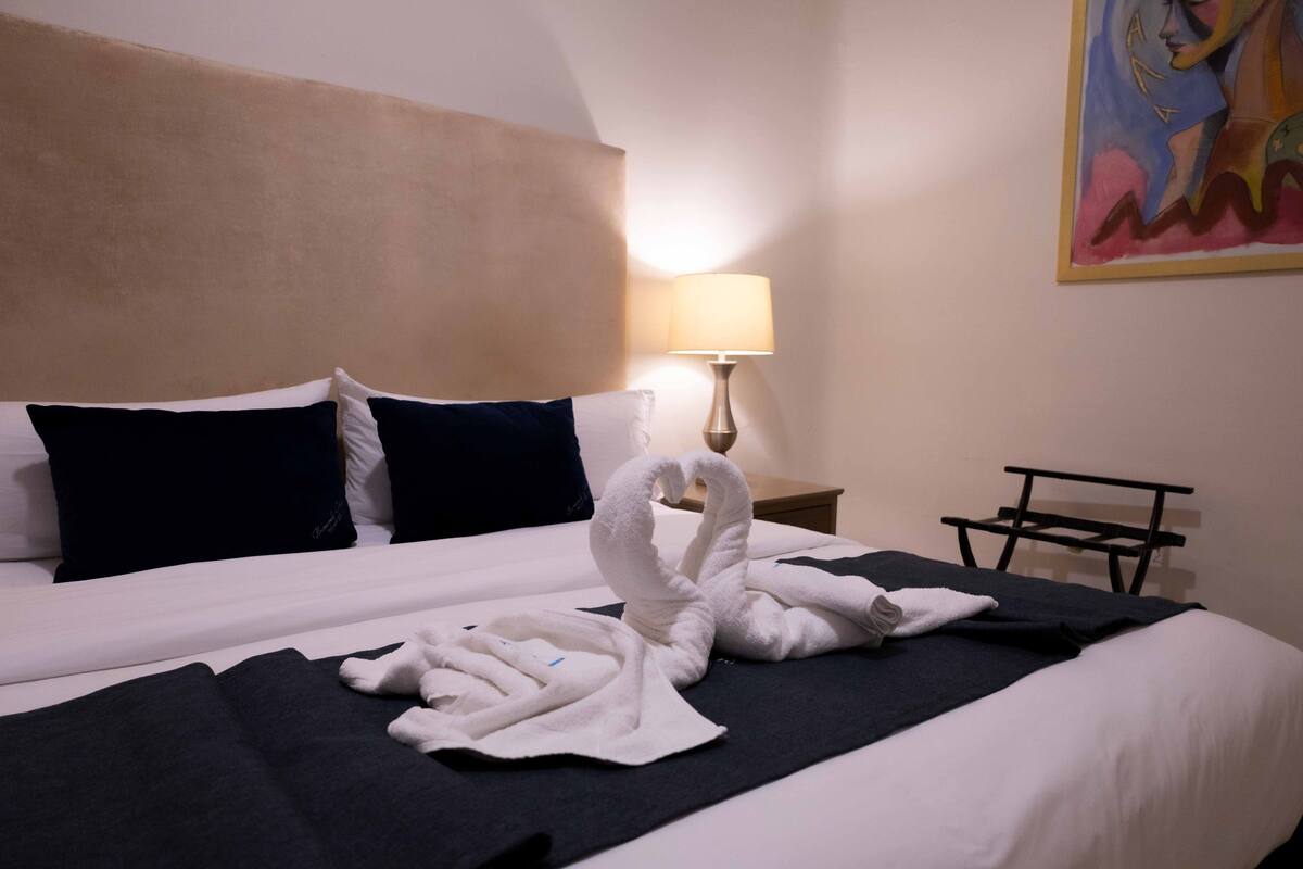 Junior Suite | Cadar kapas Mesir, peralatan tempat tidur premium, gebar bulu kapas 