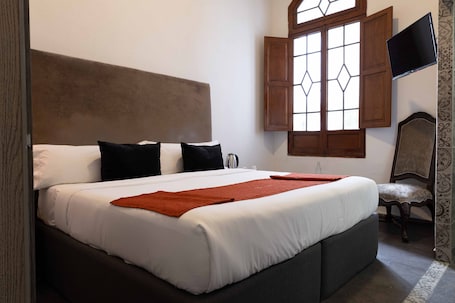 Standard Suite | 2 bedrooms, Egyptian cotton sheets, premium bedding, down comforters