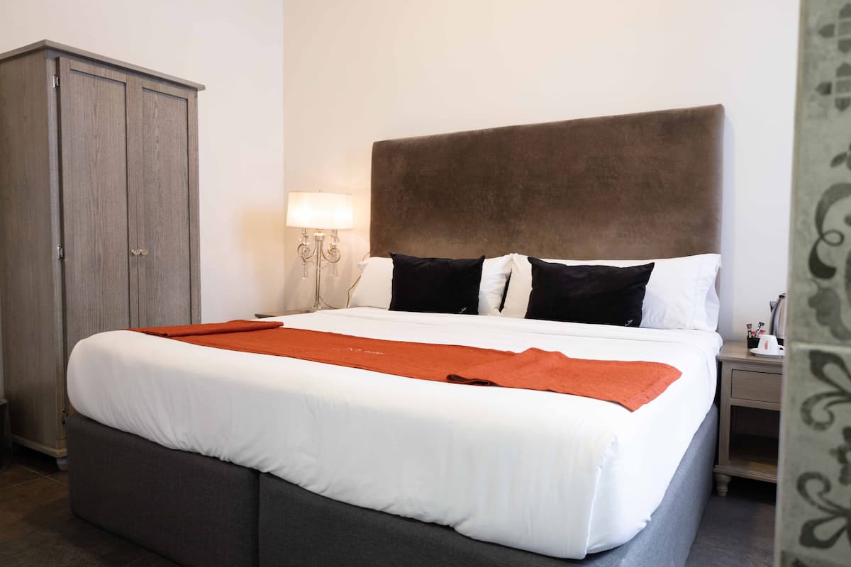 Standard Suite | Cadar kapas Mesir, peralatan tempat tidur premium, gebar bulu kapas 