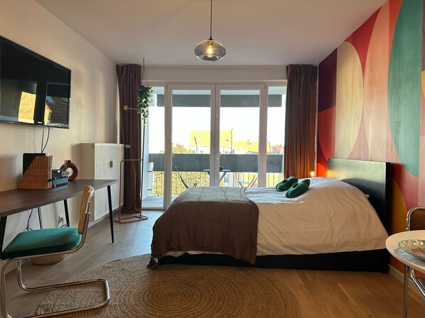 1 bedroom, desk, iron/ironing board, travel crib - Le Seventies - Chez Antoine et Laura (Strasbourg)