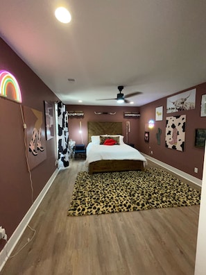 7 habitaciones, wifi y ropa de cama