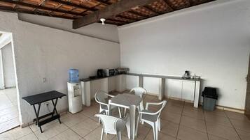 Smart TV 32 pulgadas con canales de televisión digitales