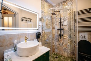 Standard Single Room | Bathroom | Free toiletries, hair dryer, bathrobes, slippers - Apart-Hotel Console (Tbilisi)