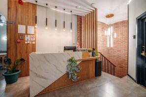 Pintu masuk interior