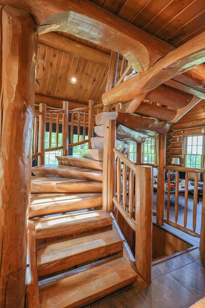 Guesthouse Cabin vacation rentals in Berkshire County