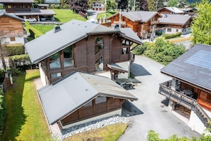 Exterior - Chalet, fireplace or stove, parking, tv, ski locker, 208m², Morzine (Morzine)