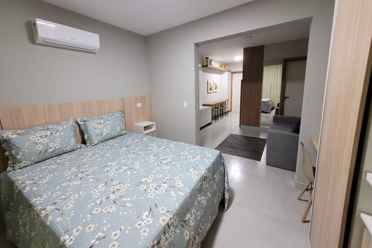 คอมฟอร์ทอพาร์ทเมนท์ | 1 ห้องนอน, โต๊ะทำงาน, เตารีด/โต๊ะรีดผ้า, Wi-Fi ฟรี