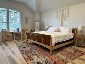 3 bedrooms, iron/ironing board, WiFi, bed sheets - Spacious 3/3.5 townhouse only 15 mins from Texas Medical Center (Houston)