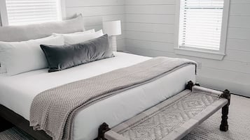 4 bedrooms, WiFi, bed sheets