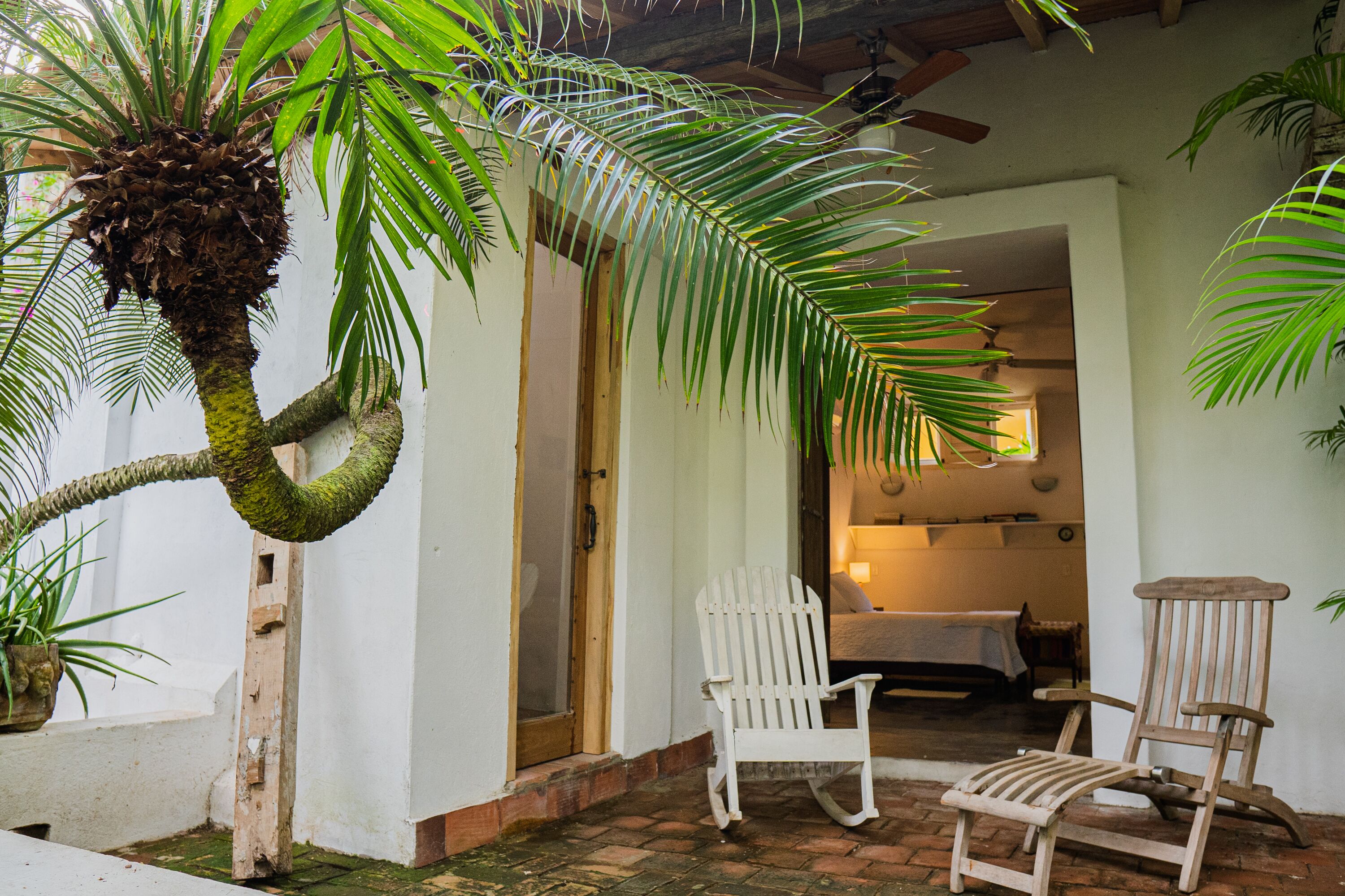 standard double room | individually decorated, individually furnished, free wifi, bed sheets