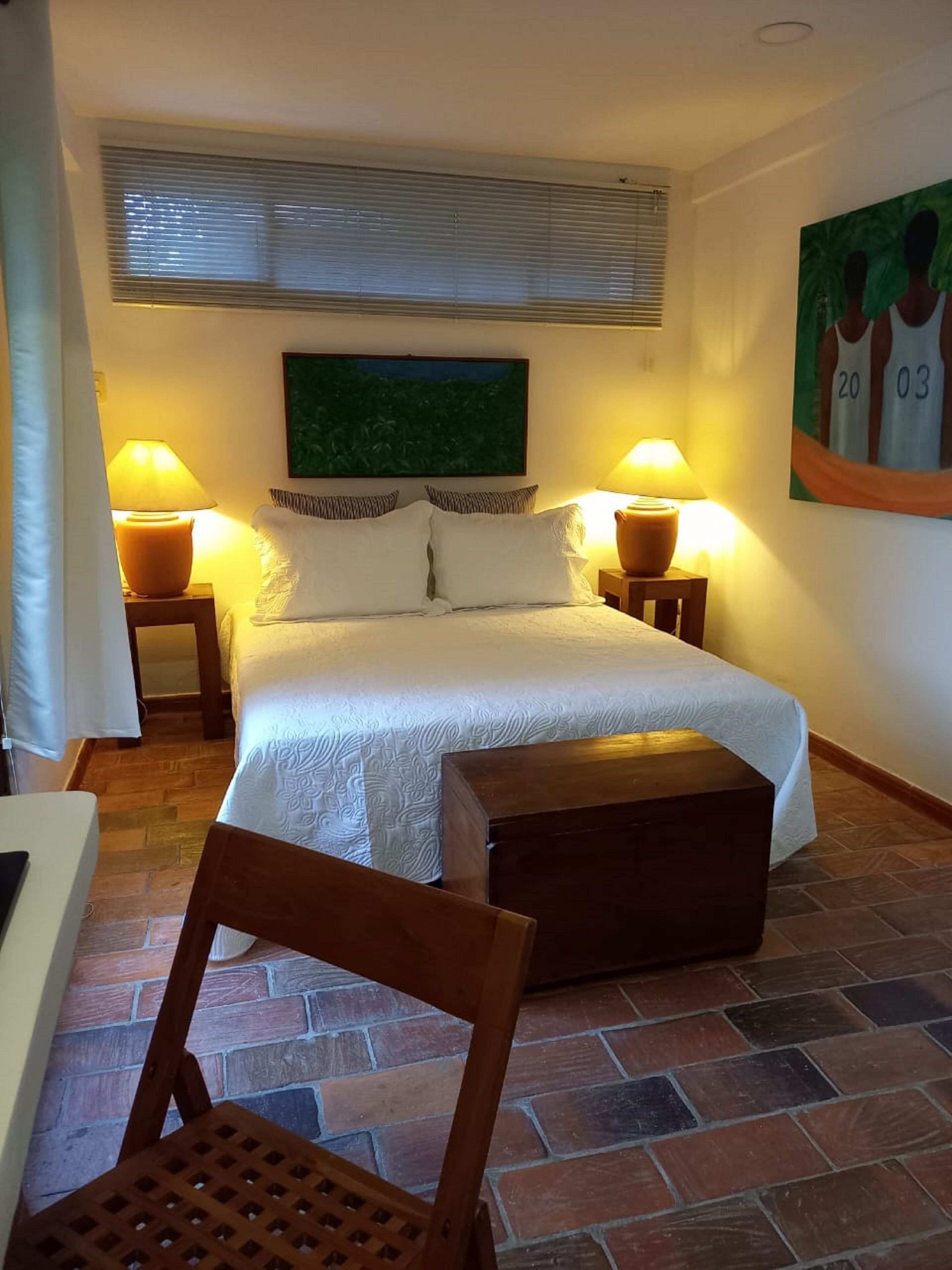 standard studio suite | individually decorated, individually furnished, free wifi, bed sheets