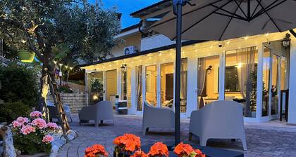 PEPEROSA IN COLLINA LUXURY B&B