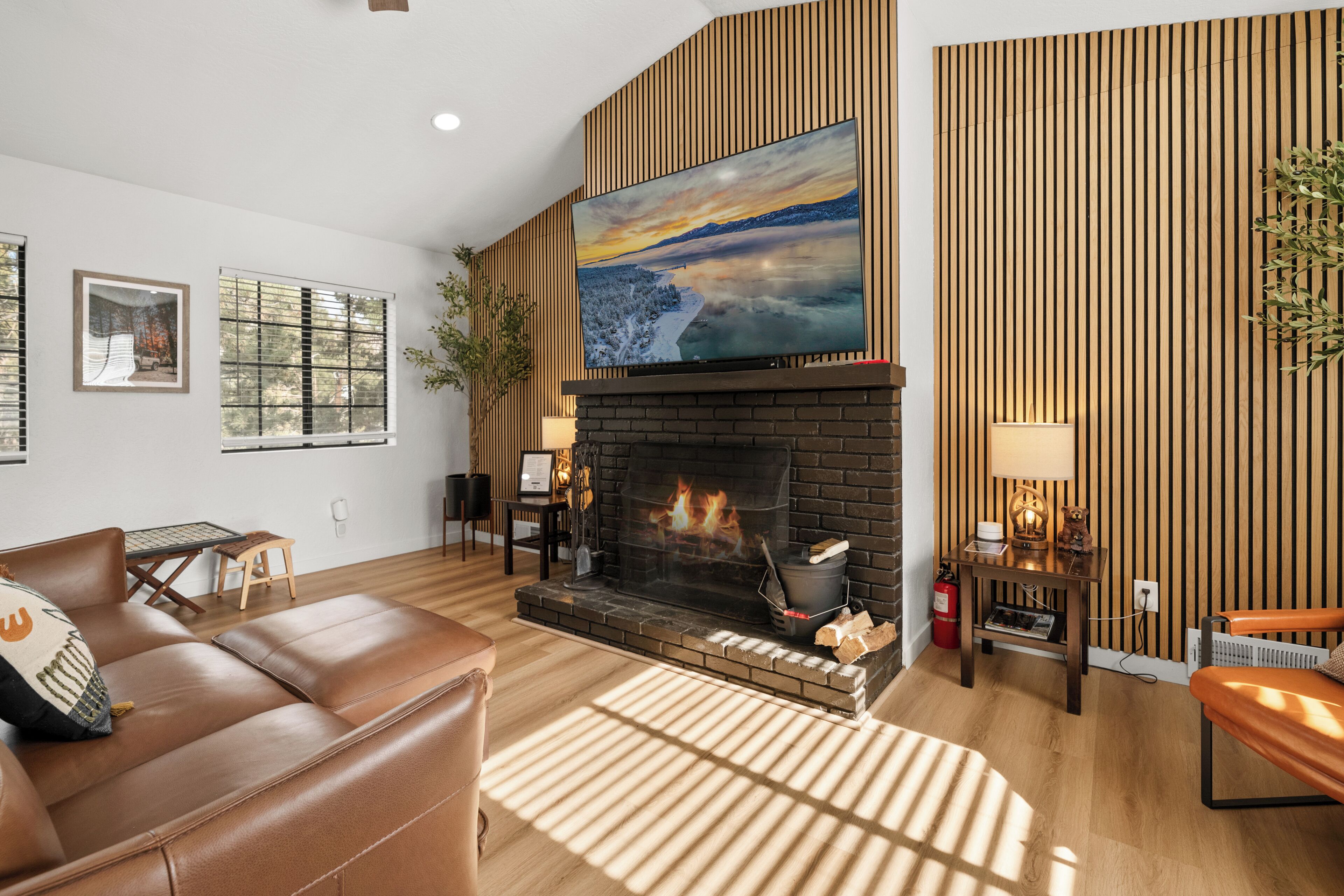 Carrera Cozy Cabin: Fencedbackyard+firepit+hottub - Big Bear, CA