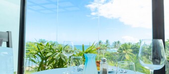 Skylyght Suites Hotel. breakfast included. 28% off on restaurant and bar 
