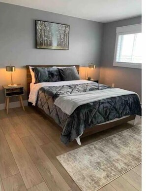 3 bedrooms, desk, WiFi