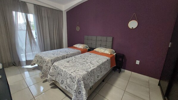 Basic Apartment | Desk, iron/ironing board, free WiFi, bed sheets - Um charme de estúdio perto do Hosp. BOS (Sorocaba)