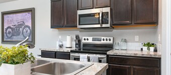 Comfortable 3 bed 2 bath home in Nampa - Sleeps 6