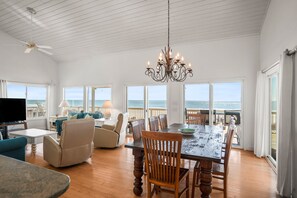 Interior - 446 Tarpon Blvd - New to VRBO! Resort Access Included! (Fripp Island)