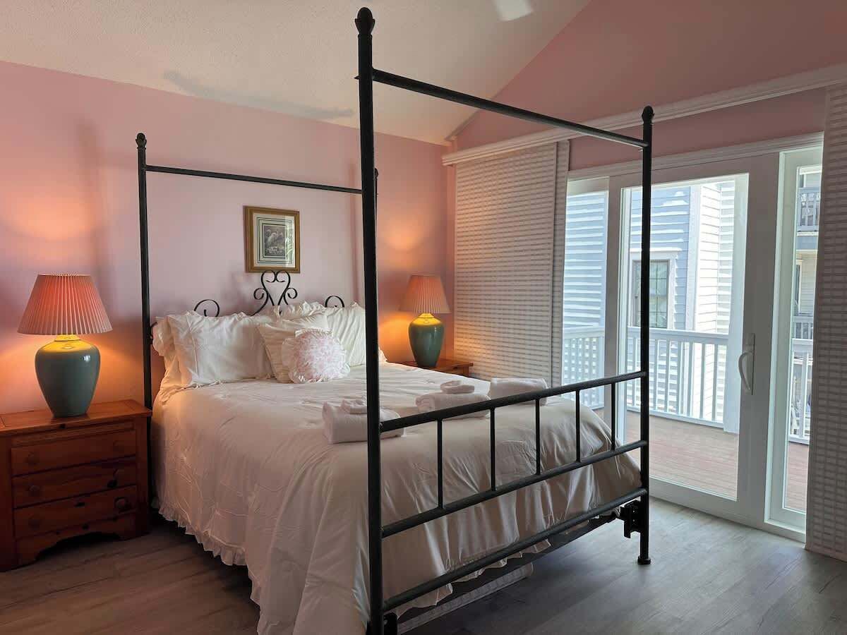 1 soverom, strykejern/-brett, wi-fi (inkludert) og sengetøy