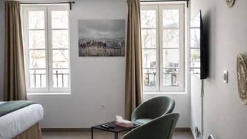 Estudio Deluxe, baño privado (studio 302) | Caja fuerte, cortinas opacas, sistema de insonorización