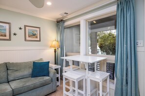 TV - 527 Sunsuite -Resort Access Included! Pet Friendly! (Fripp Island)