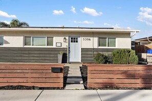 Exterior detail - Surf Farm House with backyard Oasis and Jacuzzi! (San Diego)