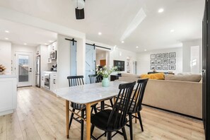 Dining - Surf Farm House with backyard Oasis and Jacuzzi! (San Diego)