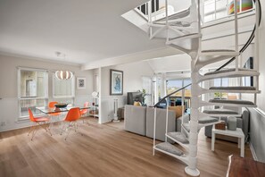 Interior - 221 Tennis Villa - New to VRBO! Resort Access Included! (Fripp Island)