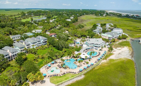 Exterior - 3 Fairway Club Drive - New to VRBO! Resort Access Included! (Fripp Island)