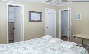 5 chambres, fer et planche à repasser, accès au Wi-Fi (inclus)