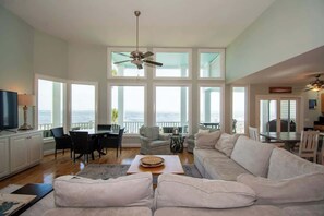 تلفزيون، مدفأة