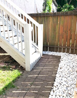 Property grounds - Trendy Condo walking Distance to Bars, Restaurants, and Coffee Shop (Louisville)