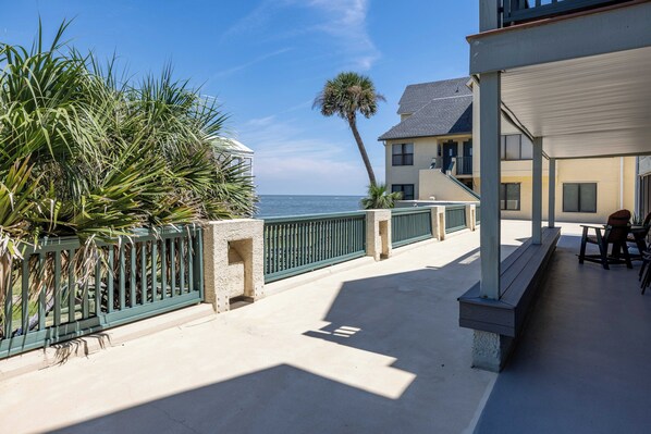 Terrace/patio - 606 New Haven - New to VRBO! Resort Access Included! (Fripp Island)
