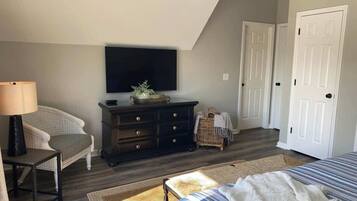 3 Schlafzimmer, Bügeleisen/Bügelbrett, kostenloses WLAN, Bettwäsche