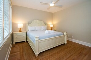 5 chambres, fer et planche à repasser, Wi-Fi gratuit, draps fournis