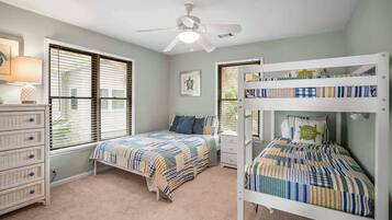 3 bedrooms, iron/ironing board, free WiFi, bed sheets